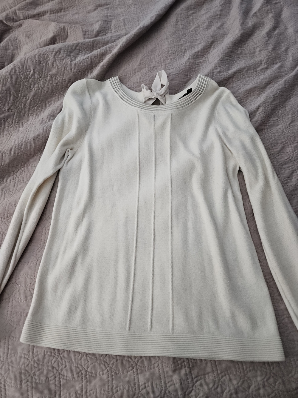 Banana Republic Cream Long Sleeve Knit Top